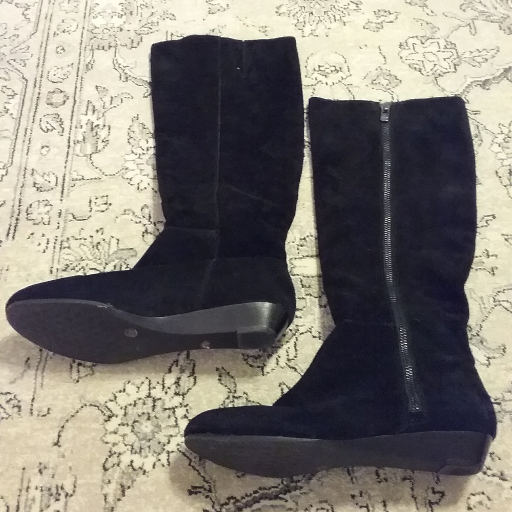 Antonio Melani Black Suede Boots - Picture 5 of 6